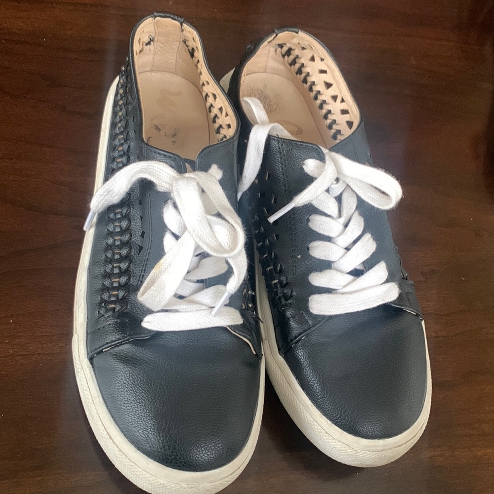 Raina by Sam Edelman